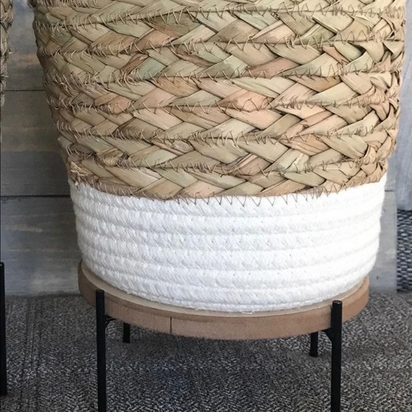 2 Decor Stands Wood Risers - Target Spring - Picture 10 of 10